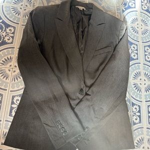 ROZ & ALI Women’s Grey Suit Jacket. Size 12.